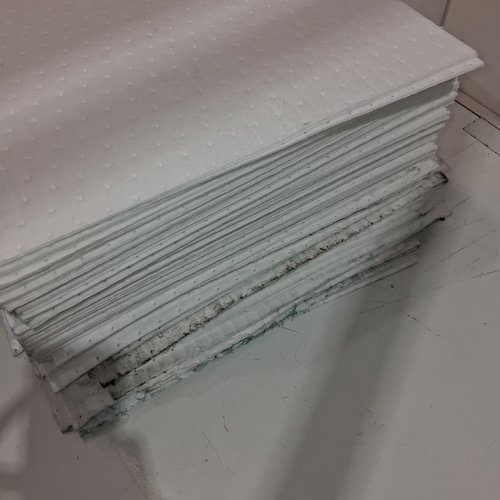 100PK GREENSTRENGTH OIL SPILL ABSORBENT PADS - 16" X 18" image 3