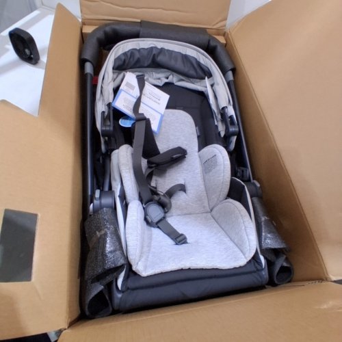UPPABABY CRUZ V3 2-IN-1 LIGHTWEIGHT LAY-FLAT OR RECLINE BABY STROLLER WITH FLEXRIDE SUSPENSION, SUN/RAIN COVERS AND STORAGE BASKET - MAX 50LBS - GREYSON - (MODEL: 0403-CRZ-NA-GRY) image 2