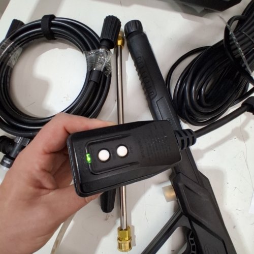 WESTINGHOUSE HANDHELD ELECTRIC PRESSURE WASHER WITH INTERCHANGEABLE NOZZLES - 2100PSI - 1.7GPM - BLACK/BLUE (MODEL: EPX3100V) image 2
