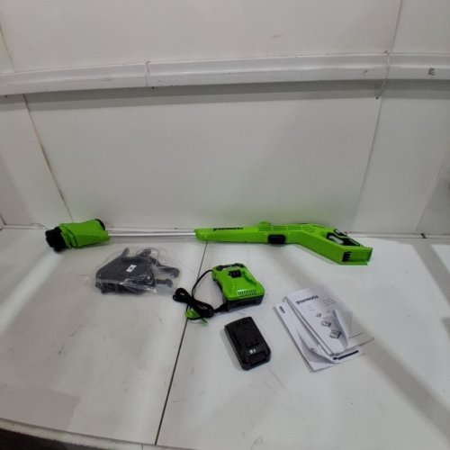 GREENWORKS TORQDRIVE STRING TRIMMER AND BATTERY & CHARGER INCLUDED - 24V - 12'' (MODEL: STG307/BAG708/2903102) image 3