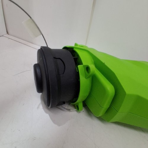 GREENWORKS TORQDRIVE STRING TRIMMER AND BATTERY & CHARGER INCLUDED - 24V - 12'' (MODEL: STG307/BAG708/2903102) image 4