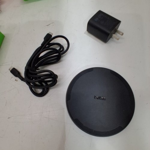 BELKIN BOOSTCHARGE WIRELESS CHARGING PAD - 15W - BLACK image 3