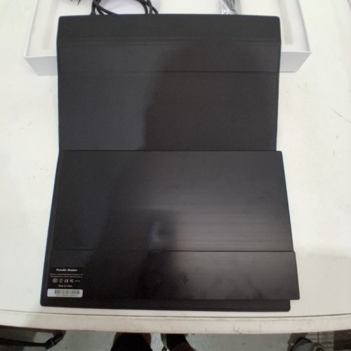 PORTABLE MONITOR WITH COVER/CASE - USB TYPE C PORT, BUILT-IN SPEAKERS - 15.6" - BLACK image 7