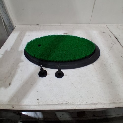 FIBERBUILT OVAL GOLF HITTING MAT - 21.25" X 13.5" - BLACK / GREEN image 2