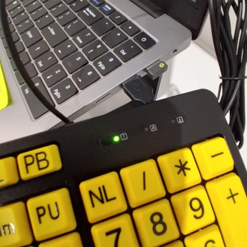 LARGE FONT ELDERLY WIRED KEYBOARD FOR WINDOWS AND MAC - YELLOW (MODEL: YMIKOYKTS7PQMGE) image 2