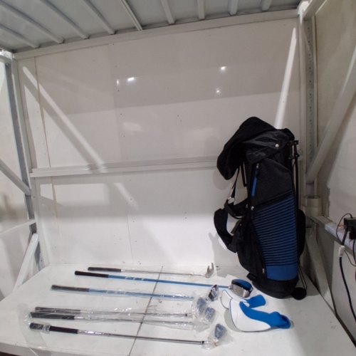 6PC AMAZON BASICS RIGHT-HANDED GOLF CLUB SET WITH 6 CLUBS, 3 COVERS - BLACK AND BLUE (MODEL:AMZMENSRH) image 3