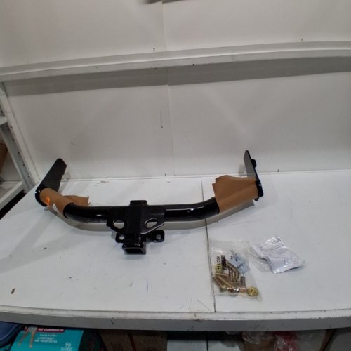 CURT CLASS 3 HITCH FRAME - 2" - FOR SELECT SILVERADO/ GMC MODELS - BLACK (MODEL: 13322) image 3