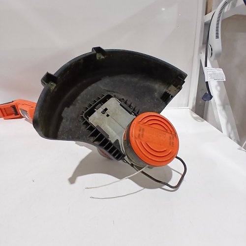 *TOOL ONLY* BLACK+DECKER CORDLESS TRIMMER AND EDGER - 20V - 12" PATH - ORANGE (MODEL: LST300) image 4