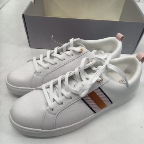 WOMEN'S TED BAKER LEATHER SNEAKER - SIZE 8 - WHITE / ORANGE (MODEL:2756608) image 2