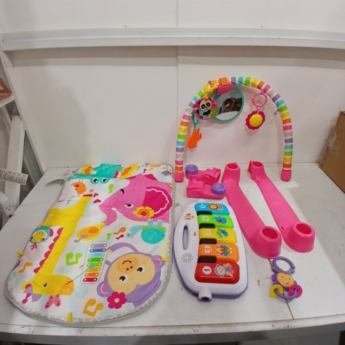 FISHER-PRICE DELUXE KICK & PLAY PIANO GYM PINK image 3