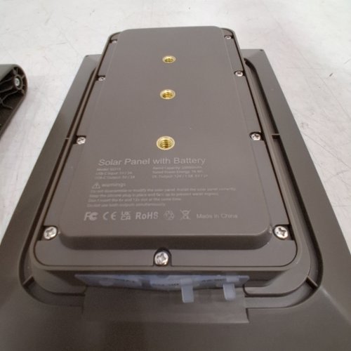 SOLAR PANEL WITH LITHIUM STORAGE BATTERY & USB-C PORT - 12000MAH - BEIGE image 2