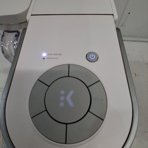 KEURIG K-SUPREME SINGLE-SERVE COFFEE MAKER - WHITE - (MODEL: K910) image 2