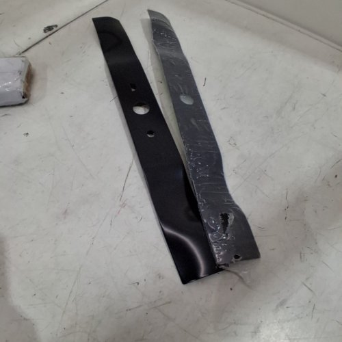 2PK GRASSCOOL 2-IN-1 REPLACEMENT MOWER BLADES - FOR SELECT MODELS OF CUB CADET TROY BILT MTD AND CRAFTSMAN RIDING LAWN MOWERS - 18" - BLACK image 2