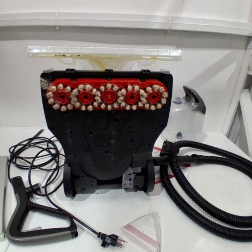 HOOVER CARPET & UPHOLSTERY CLEANER - 120 V 10A - BLACK/RED (MODEL: FH68011VCD) image 6