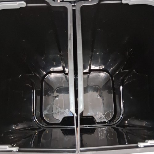 STEP N' SORT DUAL TRASH AND RECYCLING BIN WITH HANDS FREE STEP PEDAL AND SOFT CLOSE LID - 40L - BLACK (MODEL:SNS402B) image 4