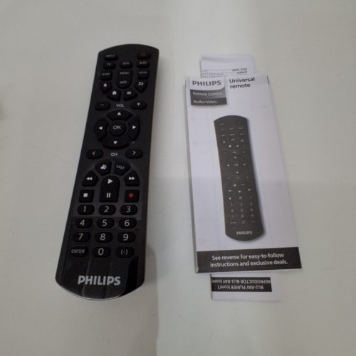 PHILIPS 3 DEVICE UNIVERSAL TV REMOTE - BLACK (MODEL: SRP4322B/27) image 2