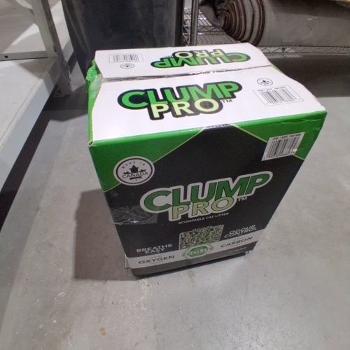 CLUMPPRO SCOOPABLE CAT LITTER WITH GREEN ZEOLITE AND ACTIVATED CARBON CRYSTALS - 48LBS (ITEM: 1941606) image 3