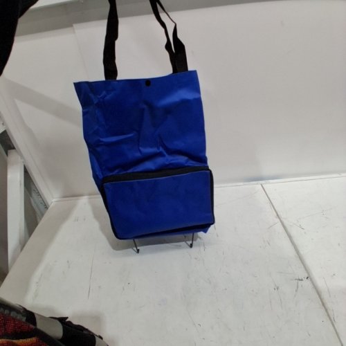 COLLAPSIBLE TRAVELLING TROLLY BAG - BLUE image 2