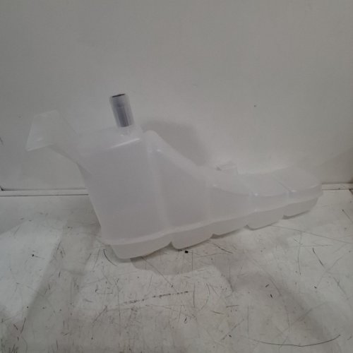 RADIATOR OVERFLOW TANK ASSEMBLY FOR SELECT 2001-2005 FORD VEHICLES (MODEL: 2C3Z-8A080-AA) image 3