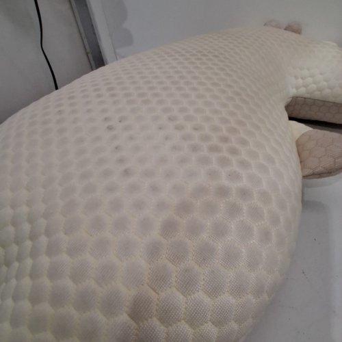 ZOOBIES KIDS COOLING GIRAFFE PILLOW - YELLOW - (MODEL: 8523236) image 4
