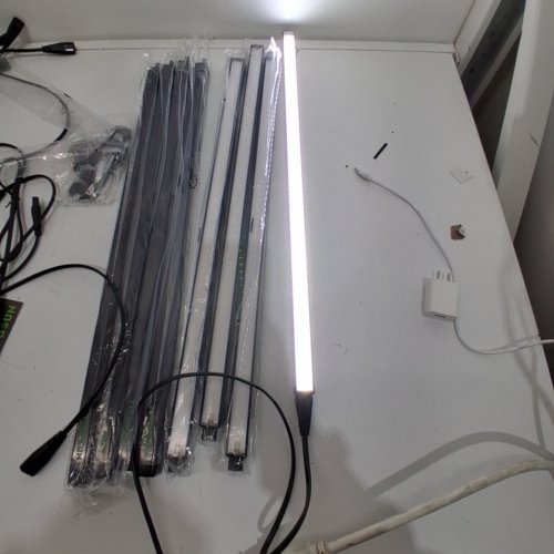 8PK VIVOSUN DIMMING FULL SPECTRUM T5 GROW LIGHTS 56W (8 X 7W), 1FT (MODEL: VSL-T5B1WC8-CA) image 2