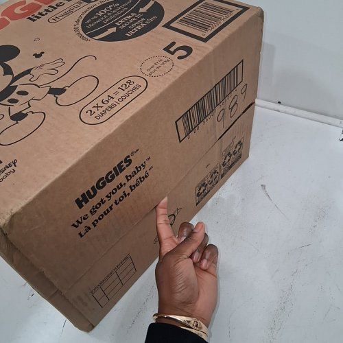 128PK HUGGIES LITTLE MOVERS HUGGFIT BABY DIAPERS WITH 360° WAISTBAND - SIZE 5 (27+LB) - DISNEY MICKY MOUSE (MODEL: 5660200) image 5