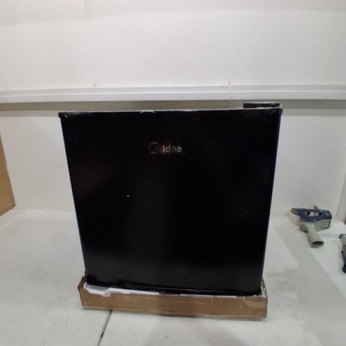 MIDEA COMPACT SINGLE-DOOR MINI REFRIGERATOR - BLACK (MODEL: WHS-65LB1) image 2
