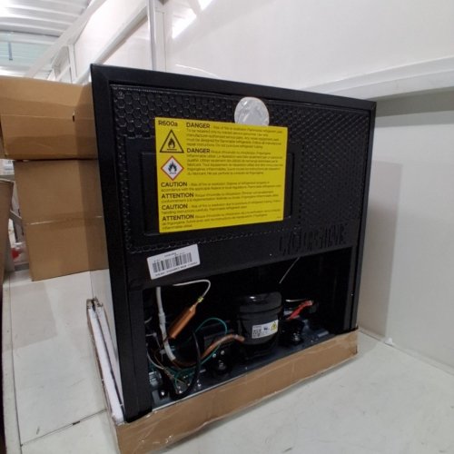 MIDEA COMPACT SINGLE-DOOR MINI REFRIGERATOR - BLACK (MODEL: WHS-65LB1) image 4