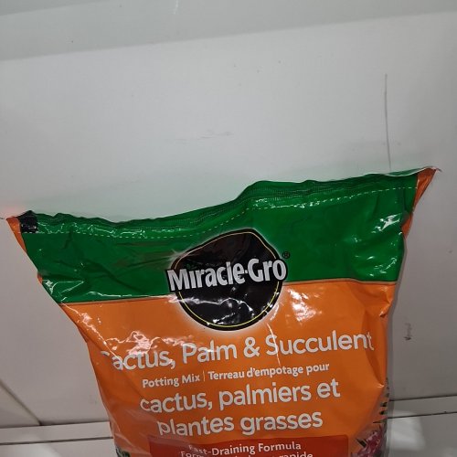 MIRACLE-GRO CACTUS POTTING MIX - 8.8L image 3