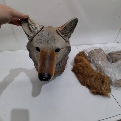 FLAMBEAU MASTERS SERIES LONE HOWLER COYOTE DECOY - 26" image 4