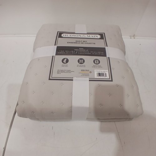 3PC HUDSON & MAIN QUILT SET WITH QUILT & SHAMS - KING - LIGHT GREY (STYLE: SHQT3-008) image 2