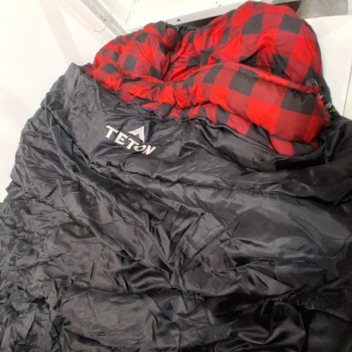 TETON SPORTS CELSIUS XXL SLEEPING BAG WITH COMPRESSION SACK - RIGHT HAND ZIPPER - BLACK/PLAID (MODEL: 101R) image 3
