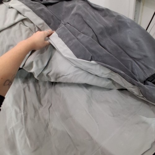 INTEX INFLATABLE AIR MATTRESS WITH BUILT IN AIR PUMP - QUEEN 78" X 60" - 16"H - GREY image 4