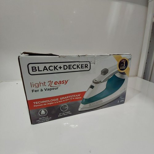 BLACK+DECKER LIGHT N EASY STEAM IRON WITH NONSTICK SOLEPLATE - 1200W - TEAL (MODEL: IR0820C) image 5