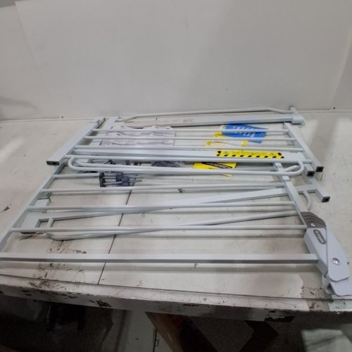 REGALO EASY STEP EXTRA WIDE BABY GATE - 30" X 29"-49" - WHITE (MODEL: 1164 EW) image 2