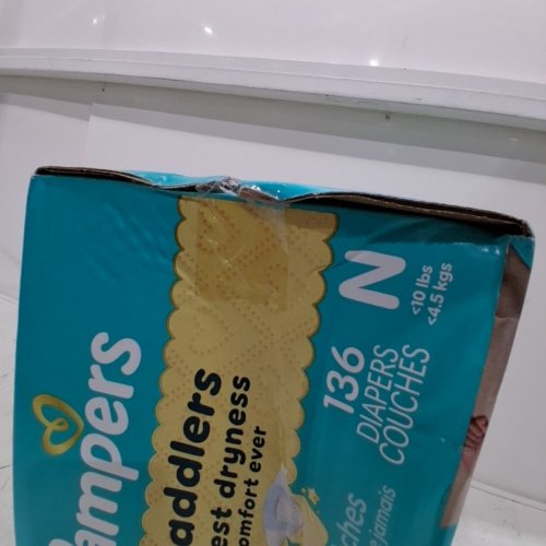 136PK PAMPERS SWADDLERS SKIN SAFE DISPOSABLE DIAPERS - NEWBORN image 3