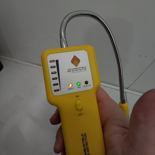 PORTABLE METHANE PROPANE COMBUSTIBLE NATURAL GAS DETECTOR - YELLOW (MODEL: Y201) image 2