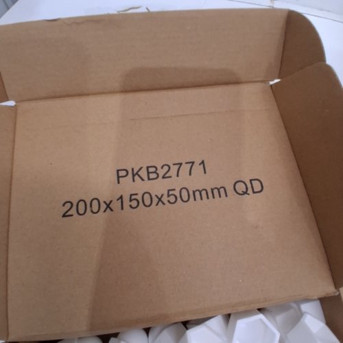 50PC PLASTIC WHEEL LUG NUT BOLT COVER CAPS - UNIVERSAL - WHITE (ITEM: PKB2771) image 2
