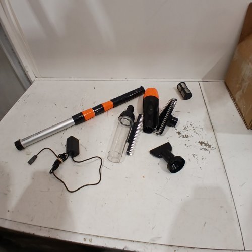 YSMI 3-IN-1 CORDLESS RECHARGEABLE HANDHELD POOL/SPA VACUUM CLEANER - BLACK/ORANGE (MODEL: 1814) image 3