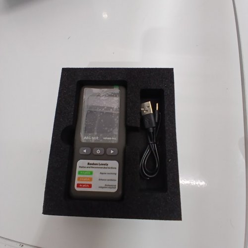 AEGTEST HIGH ACCURACY PORTABLE RADON DETECTOR - GREY - (MODEL: HOUND-1011S) image 2