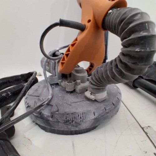 MAXXT DUSTLESS ELECTRIC DRYWALL SANDER WITH CARRY BAG - 13FT HOSE/9" DISCS/600-1500RPM - BLACK/ORANGE (MODEL: R7233A-F) image 5