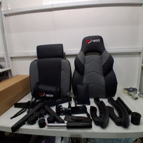 DL-WIN GAMING CHAIR WITH FOOTREST\ MASSAGE LUMBER SUPPORT AND HIGH BACK - 360 SWIVEL - GREY\BLACK (MODEL: BL520) image 3