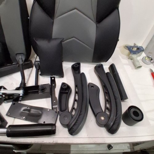 DL-WIN GAMING CHAIR WITH FOOTREST\ MASSAGE LUMBER SUPPORT AND HIGH BACK - 360 SWIVEL - GREY\BLACK (MODEL: BL520) image 5