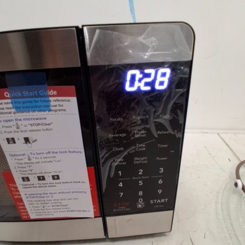 FRIGIDAIRE COUNTERTOP MICROWAVE OVEN - 0.7 CU.FT - 700W - STAINLESS STEEL (MODEL: EMW729-B) image 2
