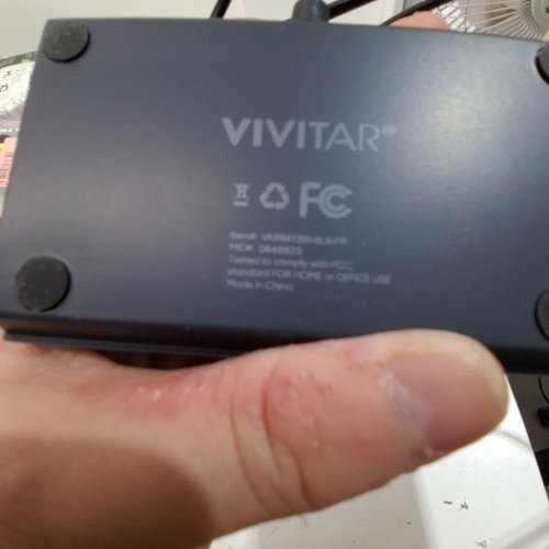VIVITAR MULTI-PORT USB HUB AND MEMORY CARD READER - BLACK image 4
