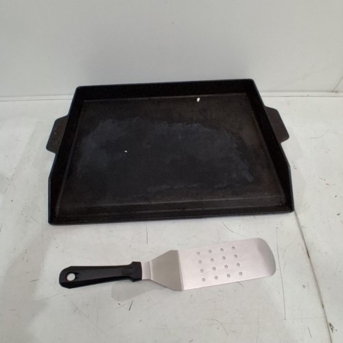 BBQ FUTURE UNIVERSAL CAST IRON GRIDDLE FOR GAS GRILL WITH SPATULA - 23" X 16" X 2.6" - BLACK (MODEL: GRIDDLE2316) image 2