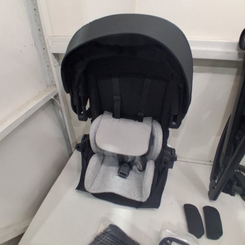 UPPABABY CRUZ® V3 2-IN-1 LIGHTWEIGHT LAY-FLAT OR RECLINE BABY STROLLER WITH FLEXRIDE SUSPENSION, SUN/RAIN COVERS AND STORAGE BASKET - MAX 50LBS - CHARCOAL/BLACK - (MODEL: 0403-CRZ-NA-JKE) image 5