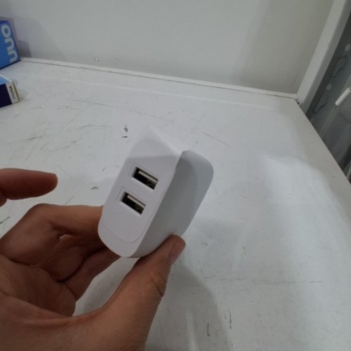 BELKIN BOOST CHARGE™ DUAL USB-A WALL CHARGER 24W - WHITE image 2