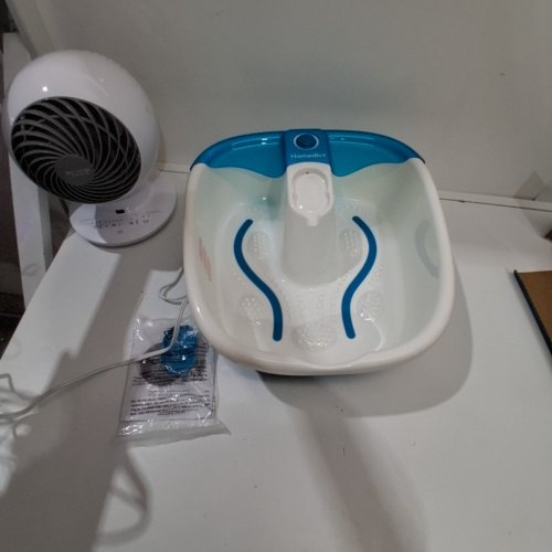 HOMEDICS BUBBLE MATE TOE-TOUCH FOOT SPA WITH PUMICE STONE - WHITE/BLUE (MODEL: FB-55) image 3