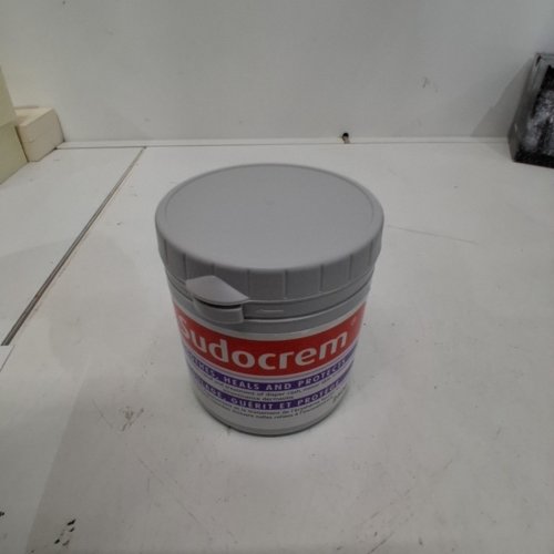 SUDOCREM DIAPER RASH CREAM, SOOTHES, HEALS AND PROTECTS - 250G image 3